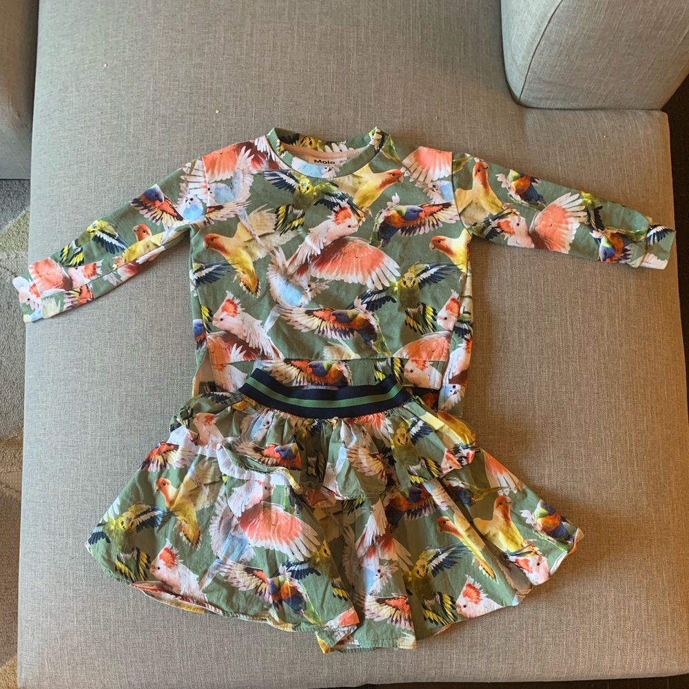 Matching sweater and skirt, Molo, size 116